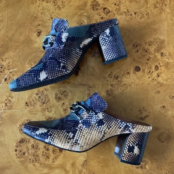 WMN 8.5 Donald Pliner "Caape" Mule Block Heel Leather Loafer blue emboss snake - Picture 8 of 10